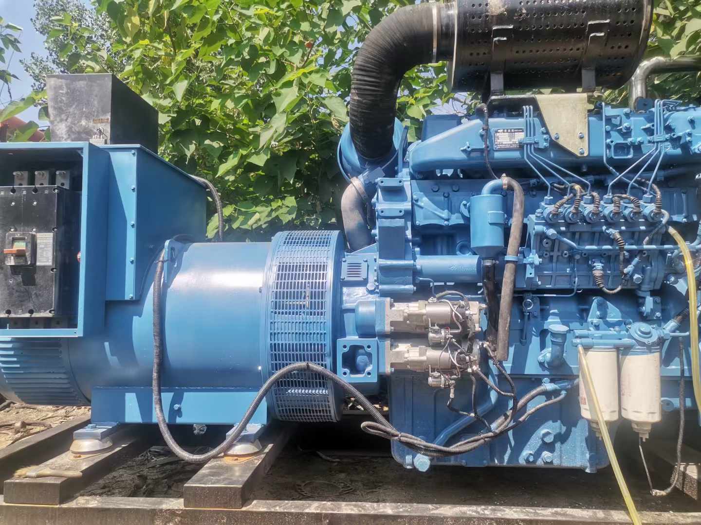 兴仁详细说明降低 800kW 柴油发电机输出电流波动的方法